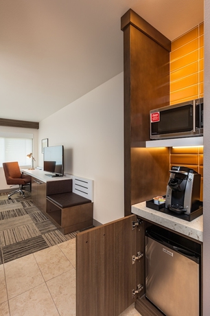 Imagen de la habitación del Hotel Hilton Garden Inn Davis Downtown. Foto 3