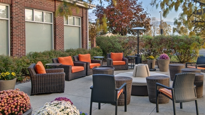 Imagen de los exteriores del Hotel Hilton Garden Inn Detroit Metro Airport. Foto 4