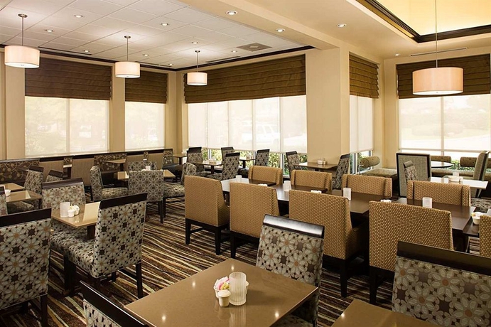 Imagen del bar/restaurante del Hotel Hilton Garden Inn Dfw Airport South. Foto 6