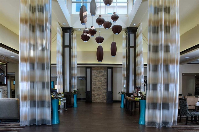 Imagen de los interiores del Hotel Hilton Garden Inn Dfw Airport South. Foto 9