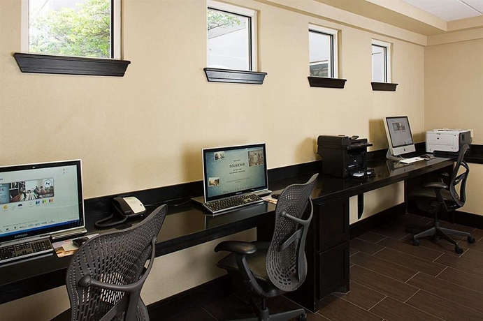 Imagen de los interiores del Hotel Hilton Garden Inn Dfw Airport South. Foto 10