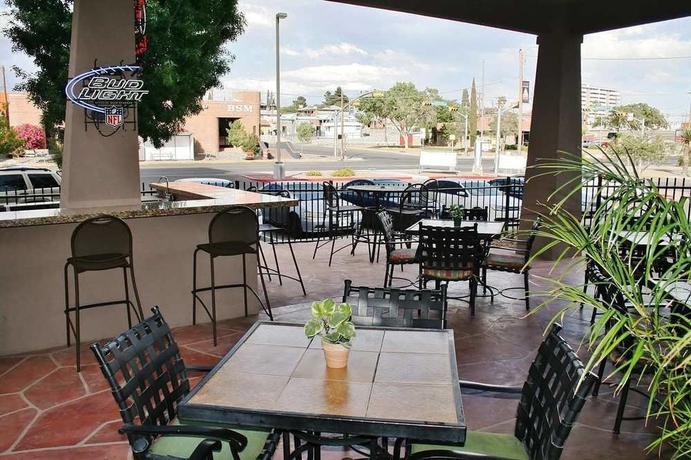 Imagen del bar/restaurante del Hotel Hilton Garden Inn El Paso / University. Foto 4