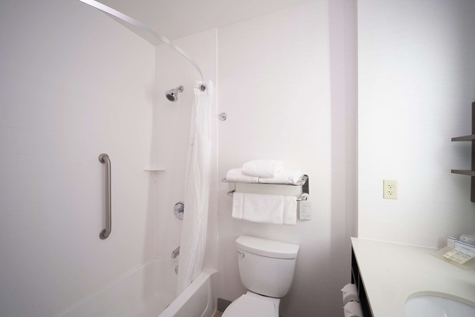 Imagen de la habitación del Hotel Hilton Garden Inn Evansville. Foto 7