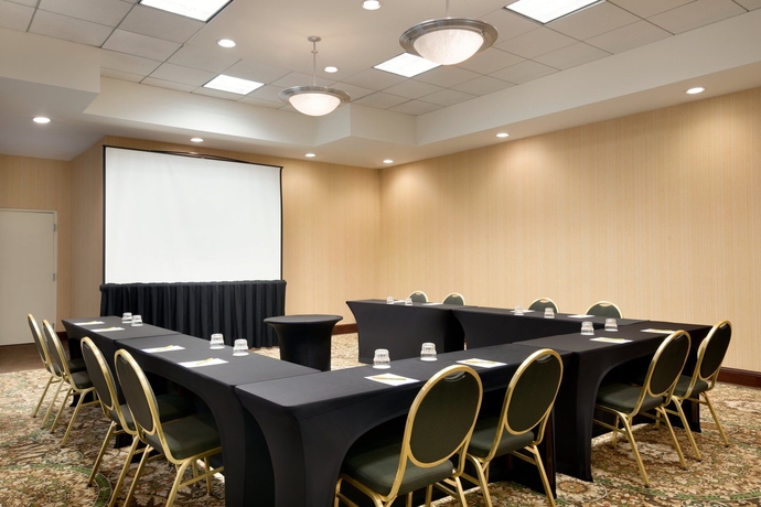 Imagen de los interiores del Hotel Hilton Garden Inn Fairfax. Foto 12