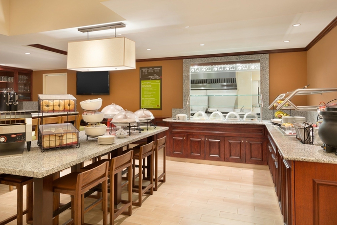 Imagen del bar/restaurante del Hotel Hilton Garden Inn Fairfax. Foto 4