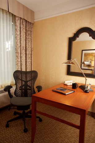 Imagen de la habitación del Hotel Hilton Garden Inn Florence. Foto 6