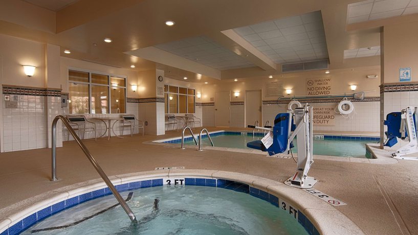 Imagen de la piscina del Hotel Hilton Garden Inn Florence. Foto 19