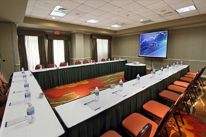 Imagen de los interiores del Hotel Hilton Garden Inn Fort Lauderdale Airport-cruise Port. Foto 10