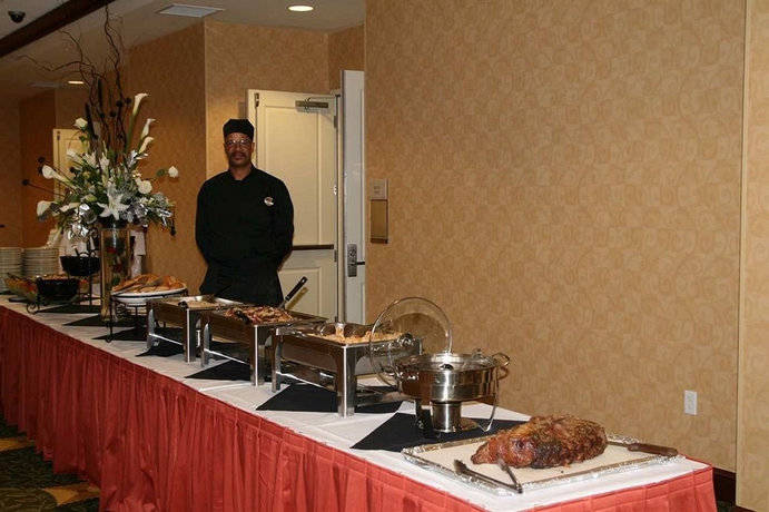 Imagen del bar/restaurante del Hotel Hilton Garden Inn Great Falls. Foto 3