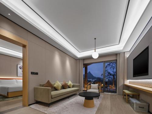 Imagen de la habitación del Hotel Hilton Garden Inn Guilin Yangshuo. Foto 17
