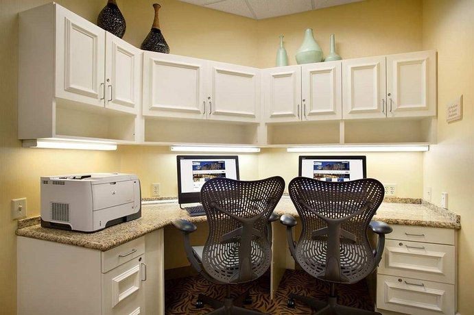 Imagen de los interiores del Hotel Hilton Garden Inn Harrisburg East. Foto 16