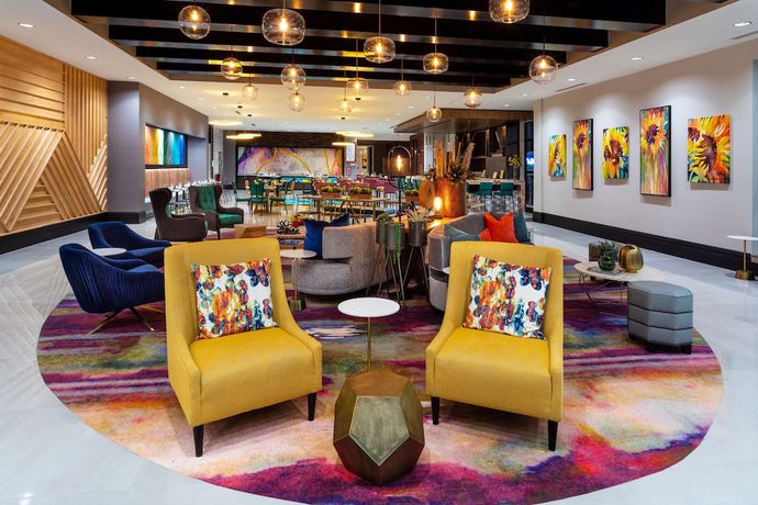 Imagen de los interiores del Hotel Hilton Garden Inn Hays. Foto 17