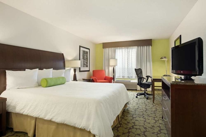 Imagen de la habitación del Hotel Hilton Garden Inn Hoffman Estates. Foto 6