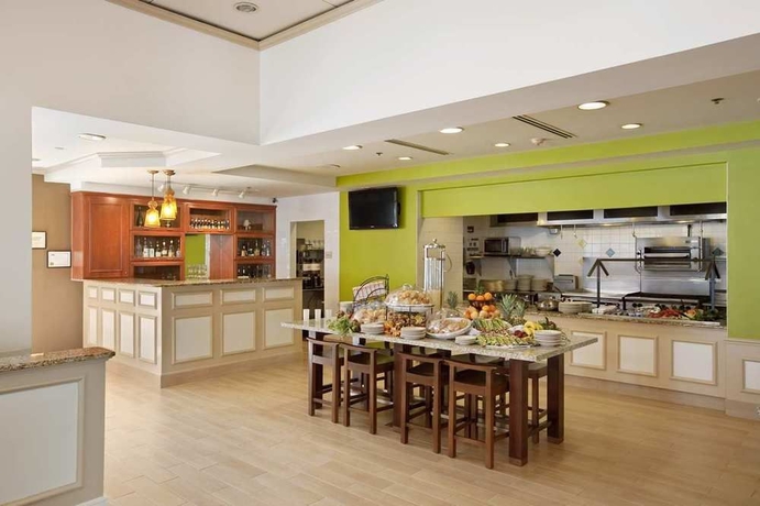 Imagen del bar/restaurante del Hotel Hilton Garden Inn Hoffman Estates. Foto 5