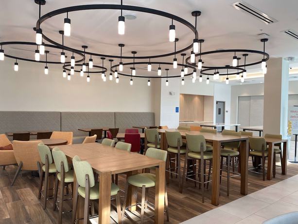 Imagen del bar/restaurante del Hotel Hilton Garden Inn Homestead. Foto 6