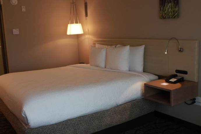Imagen de la habitación del Hotel Hilton Garden Inn Houston Cypress Station. Foto 10