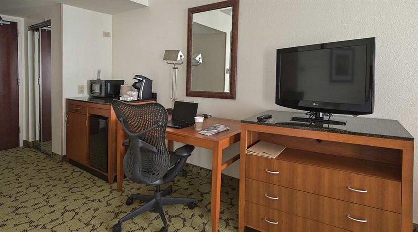 Imagen del bar/restaurante del Hotel Hilton Garden Inn Huntsville/space Center. Foto 2