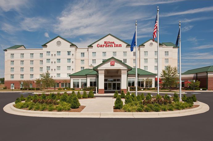 Imagen de los exteriores del Hotel Hilton Garden Inn Indianapolis Airport. Foto 10