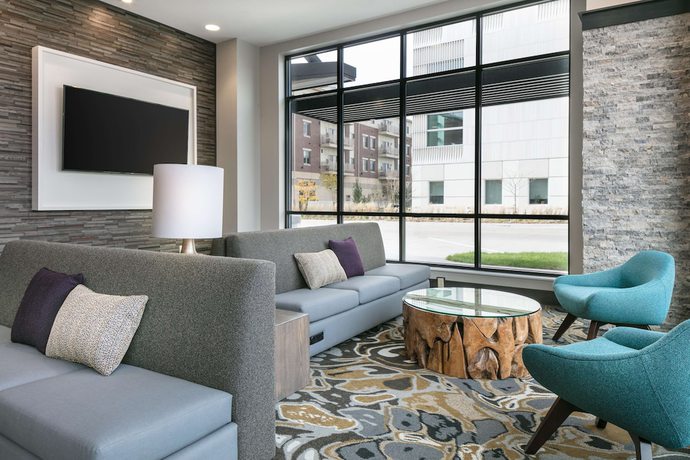 Imagen de los interiores del Hotel Hilton Garden Inn Iowa City Downtown University. Foto 18
