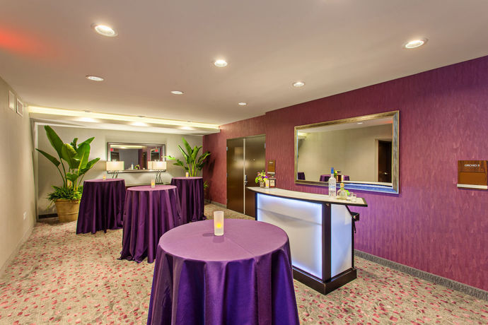 Imagen de los interiores del Hotel Hilton Garden Inn Irvine / Orange County Airport. Foto 10