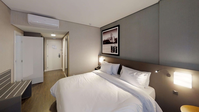 Imagen de la habitación del Hotel Hilton Garden Inn Itajai Praia Brava. Foto 6