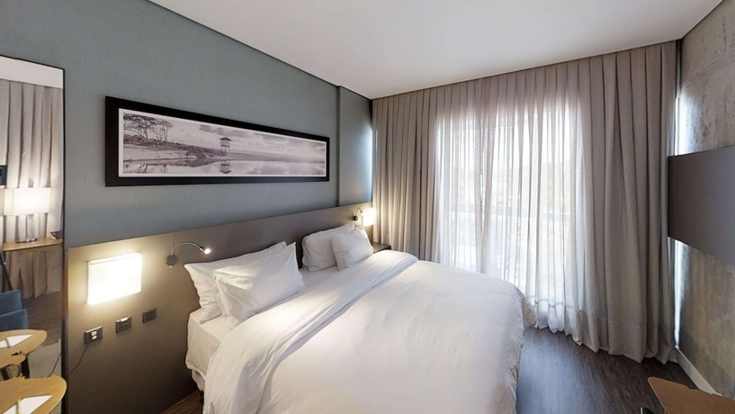 Imagen de la habitación del Hotel Hilton Garden Inn Itajai Praia Brava. Foto 7