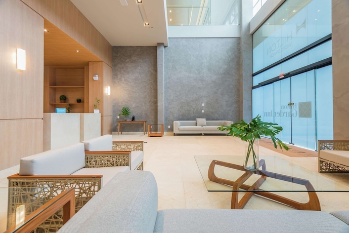 Imagen de los interiores del Hotel Hilton Garden Inn Itajai Praia Brava. Foto 18