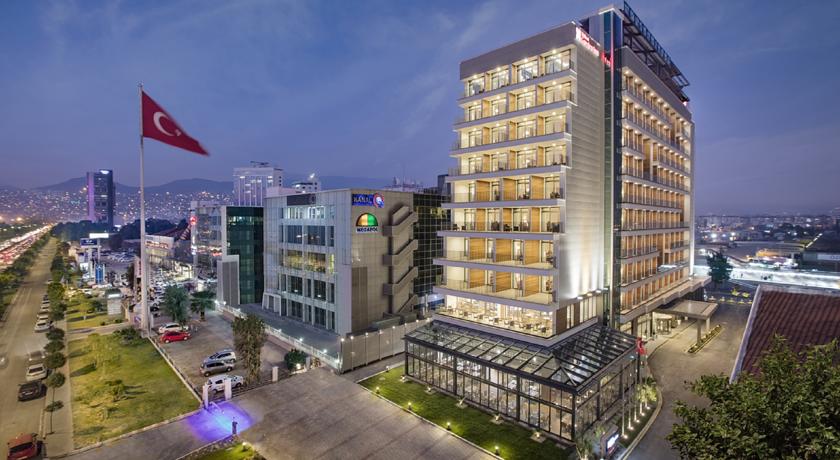 Imagen general del Hotel Hilton Garden Inn Izmir Bayrakli. Foto 1