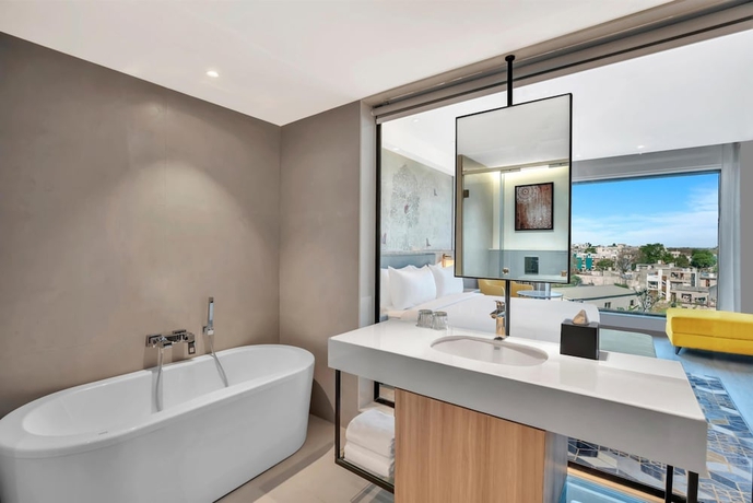 Imagen de la habitación del Hotel Hilton Garden Inn Jabalpur. Foto 4