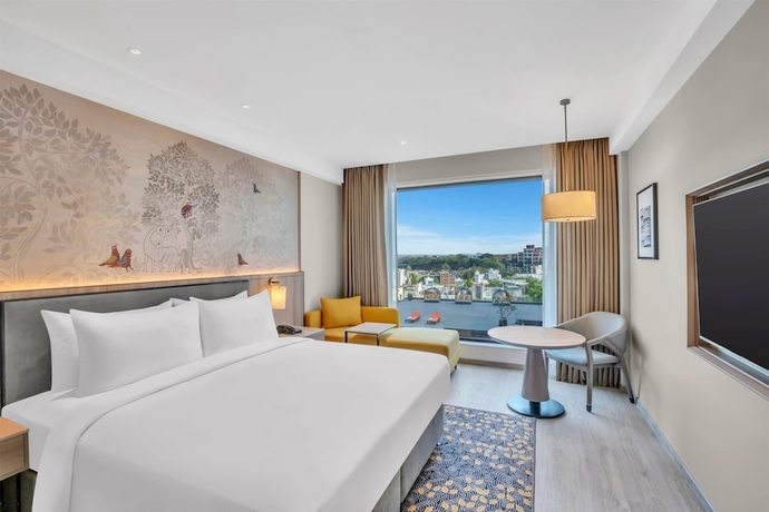Imagen de la habitación del Hotel Hilton Garden Inn Jabalpur. Foto 13
