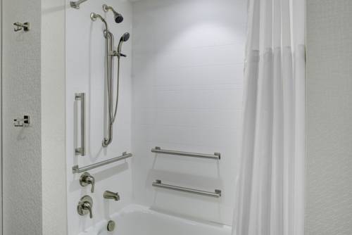 Imagen de la habitación del Hotel Hilton Garden Inn Jackson. Foto 5