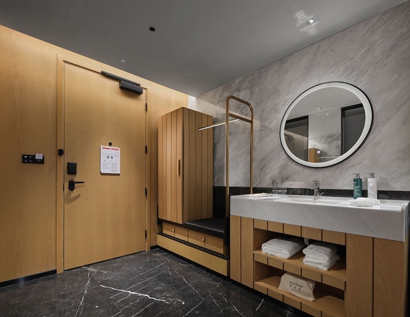 Imagen de la habitación del Hotel Hilton Garden Inn Jiaxing Xiuzhou. Foto 11