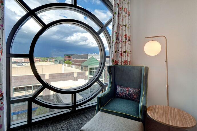 Imagen general del Hotel Hilton Garden Inn Kalamazoo Downtown. Foto 14