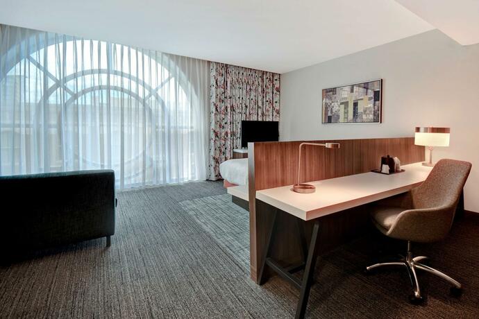Imagen general del Hotel Hilton Garden Inn Kalamazoo Downtown. Foto 15