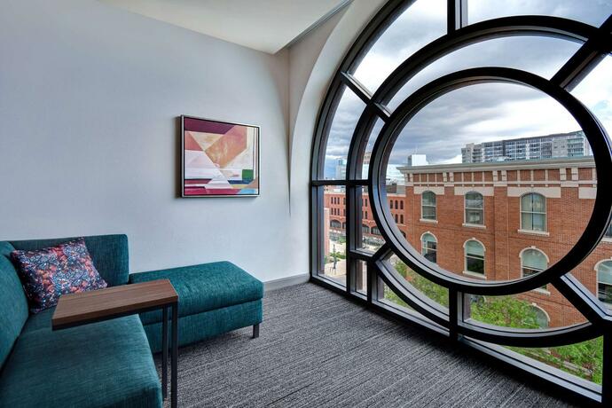 Imagen general del Hotel Hilton Garden Inn Kalamazoo Downtown. Foto 18