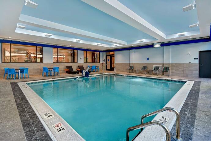 Imagen general del Hotel Hilton Garden Inn Kalamazoo Downtown. Foto 32