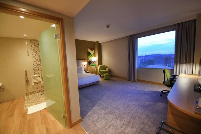 Imagen de la habitación del Hotel Hilton Garden Inn Kampala. Foto 8