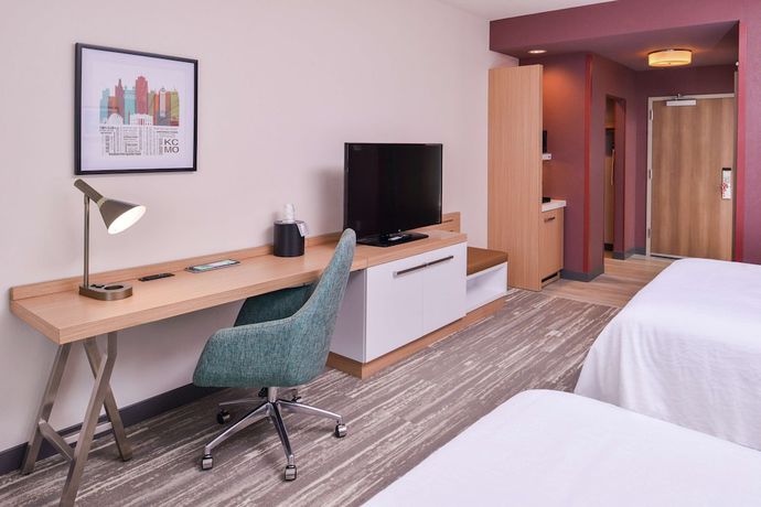 Imagen de la habitación del Hotel Hilton Garden Inn Kansas City Airport. Foto 10
