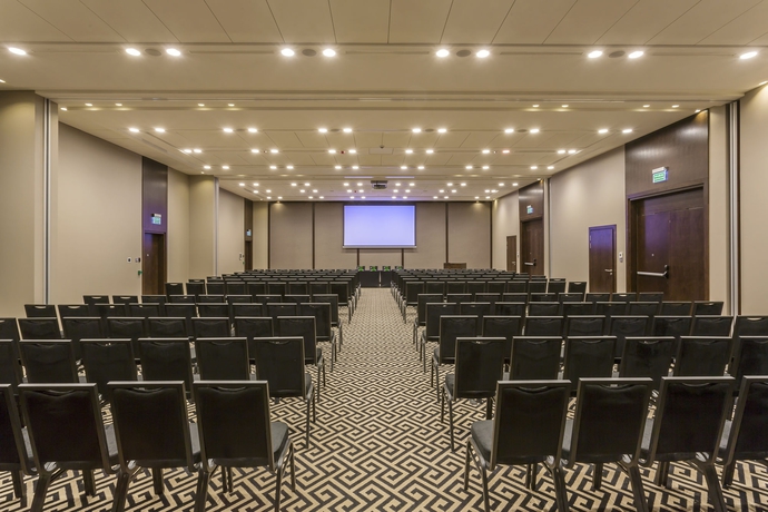 Imagen de los interiores del Hotel Hilton Garden Inn Krakow Airport. Foto 3