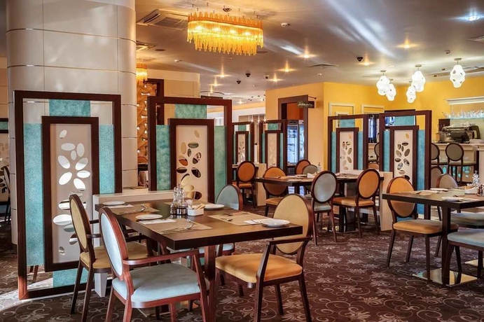 Imagen del bar/restaurante del Hotel Hilton Garden Inn Krasnodar. Foto 3