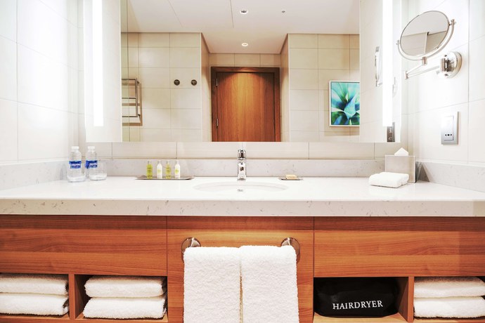 Imagen de la habitación del Hotel Hilton Garden Inn Kuwait. Foto 2