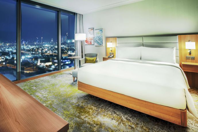 Imagen de la habitación del Hotel Hilton Garden Inn Kuwait. Foto 12