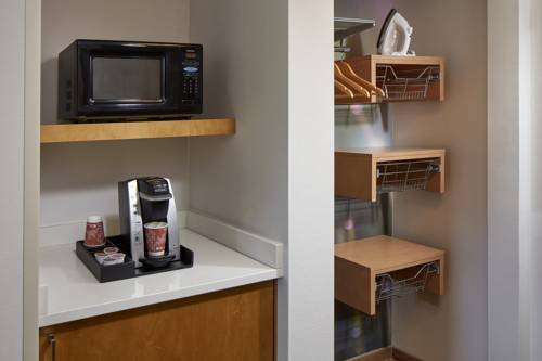 Imagen de la habitación del Hotel Hilton Garden Inn Lake Oswego. Foto 6