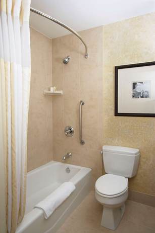 Imagen de la habitación del Hotel Hilton Garden Inn Lancaster. Foto 8