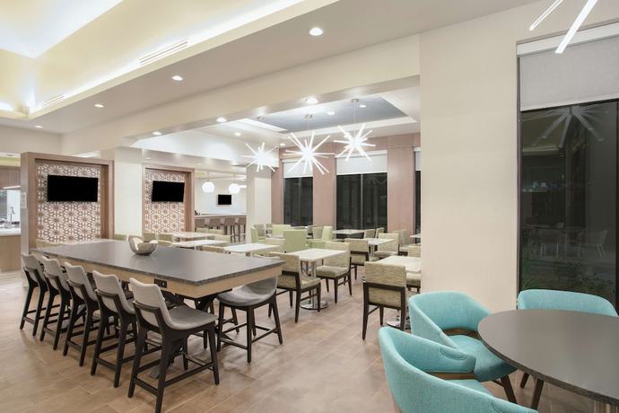 Imagen de los interiores del Hotel Hilton Garden Inn Las Vegas City Center. Foto 11