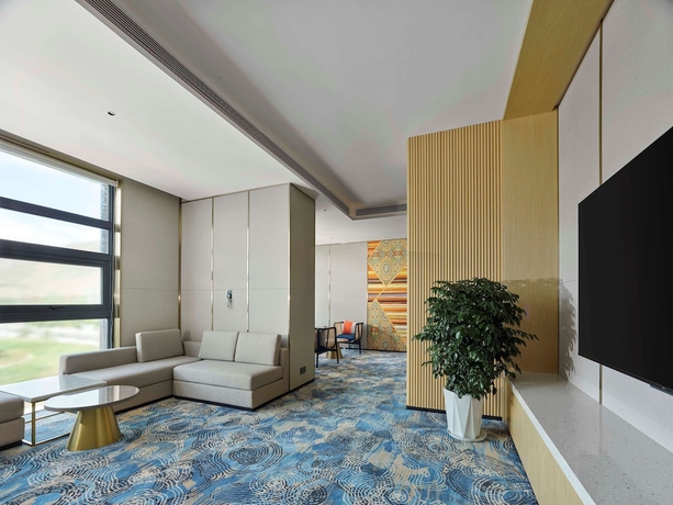 Imagen de los interiores del Hotel Hilton Garden Inn Lhasa. Foto 14