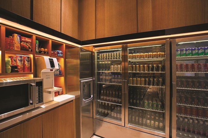 Imagen del bar/restaurante del Hotel Hilton Garden Inn Lijiang. Foto 2