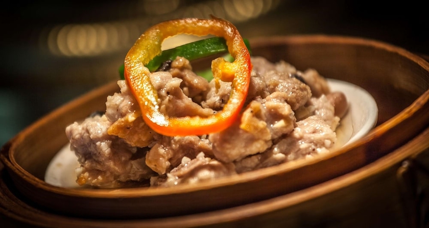 Imagen del bar/restaurante del Hotel Hilton Garden Inn Lijiang. Foto 3