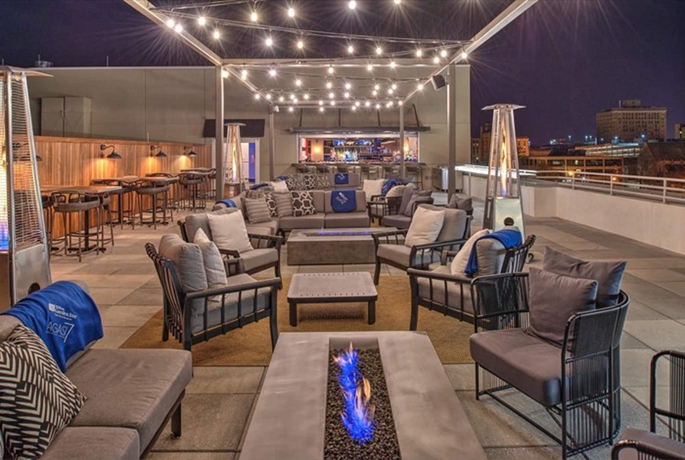 Imagen de los exteriores del Hotel Hilton Garden Inn Little Rock Downtown, Ar. Foto 14