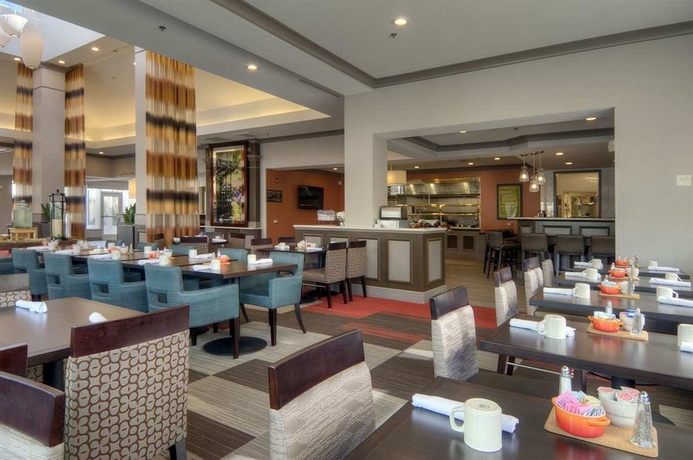 Imagen del bar/restaurante del Hotel Hilton Garden Inn Livermore. Foto 2